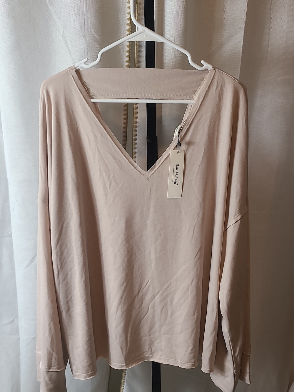 Three Bird Nest Oversized V-Neck Long Sleeve Top XL. New